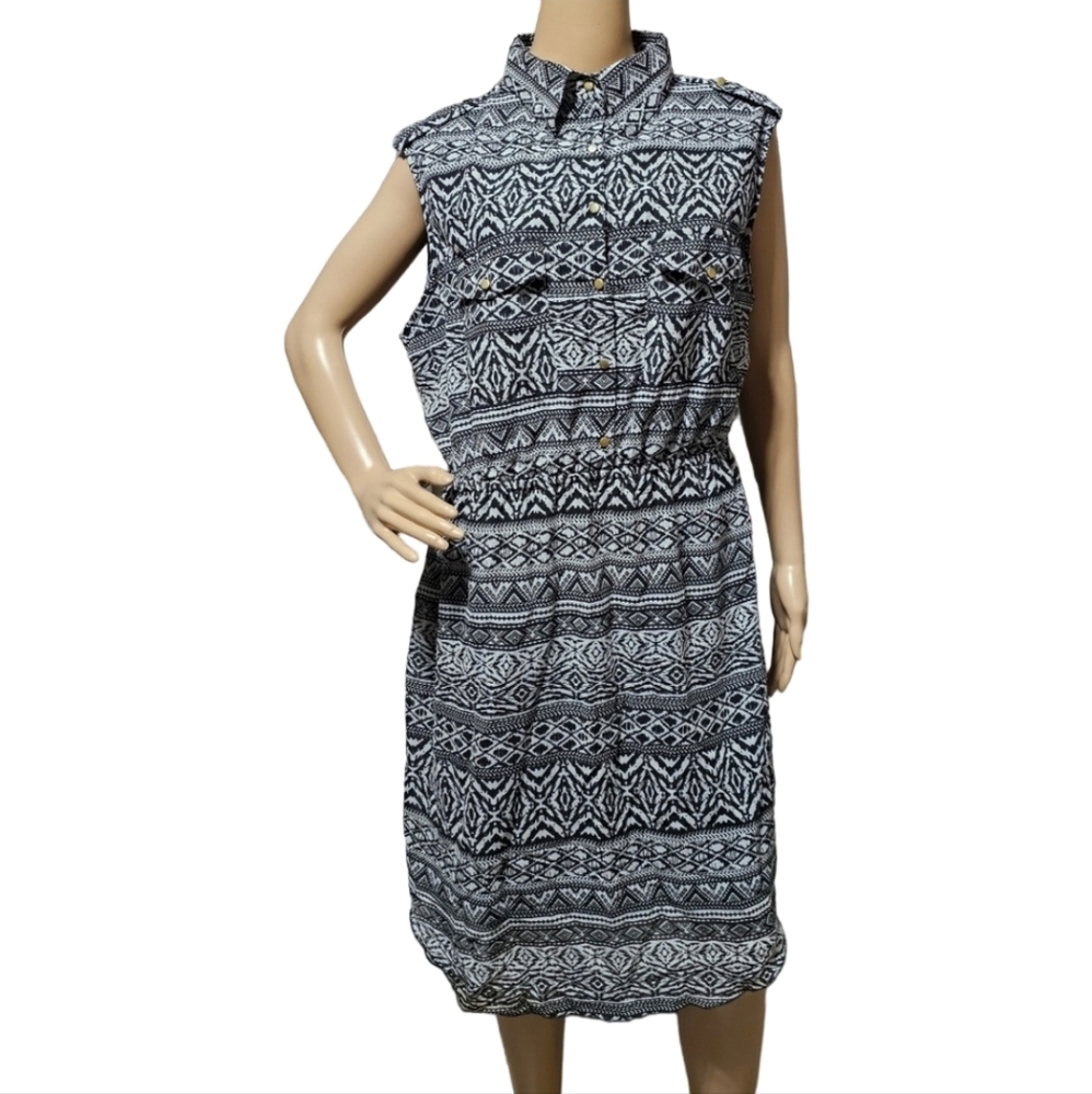 NWT Women's Indulge Black & White Geometric Dress